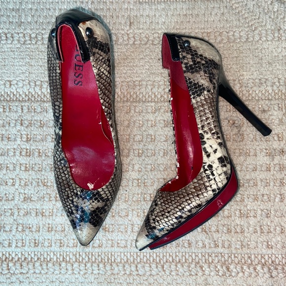 Guess Shoes - Guess l Snakeskin Platform Heels Size 6.5